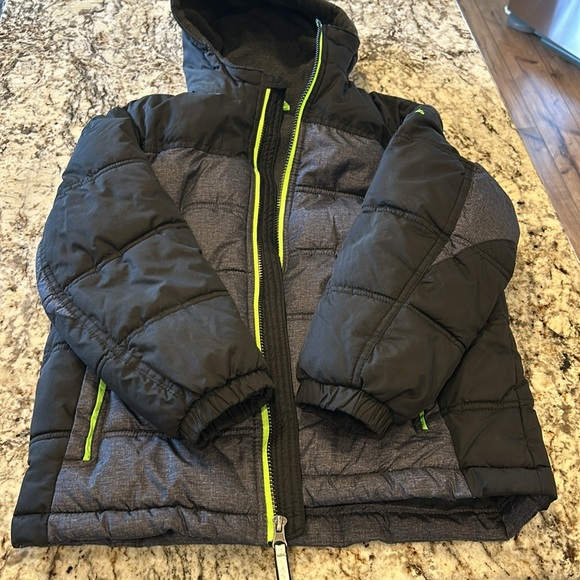 Boys Coat - Picture 3 of 4